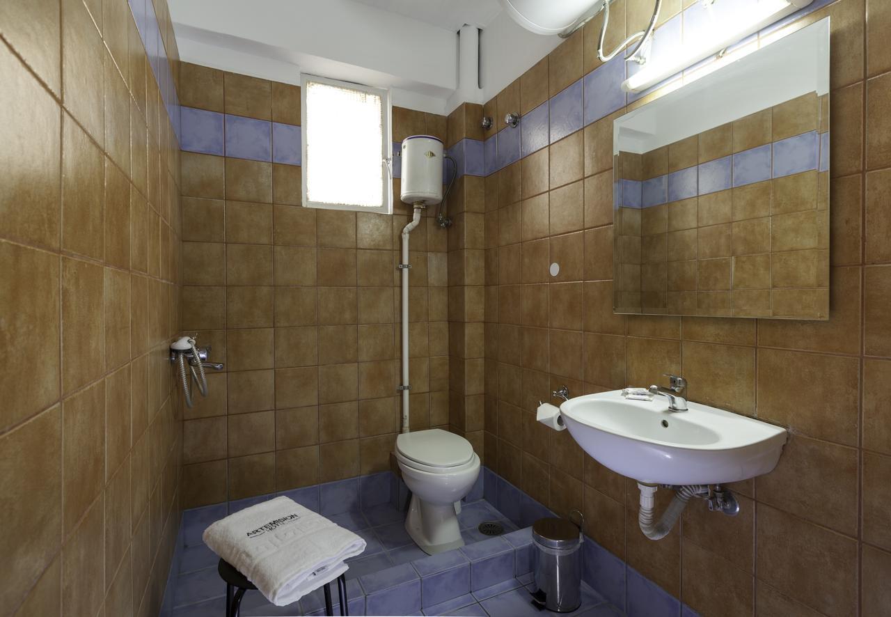 Artemision Hotel Athens Exterior photo